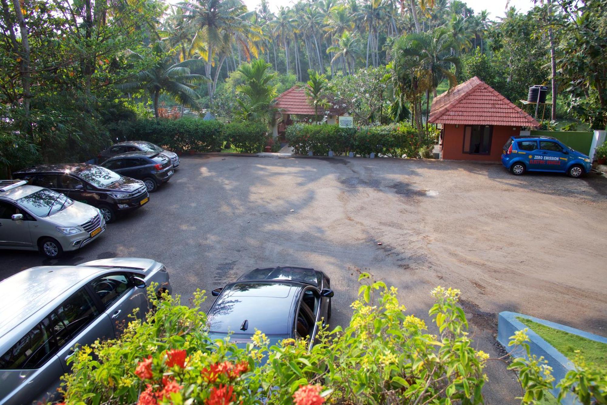 Poovar Island Resort Bagian luar foto