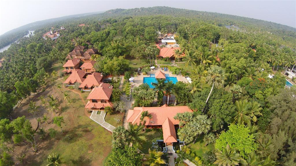 Poovar Island Resort Bagian luar foto
