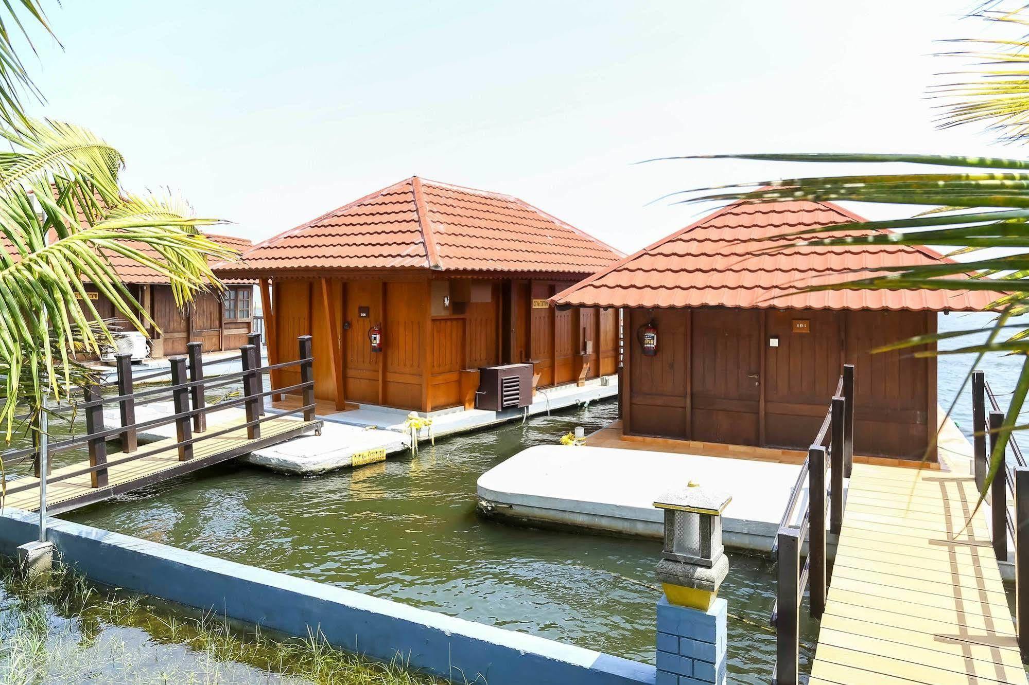 Poovar Island Resort Bagian luar foto