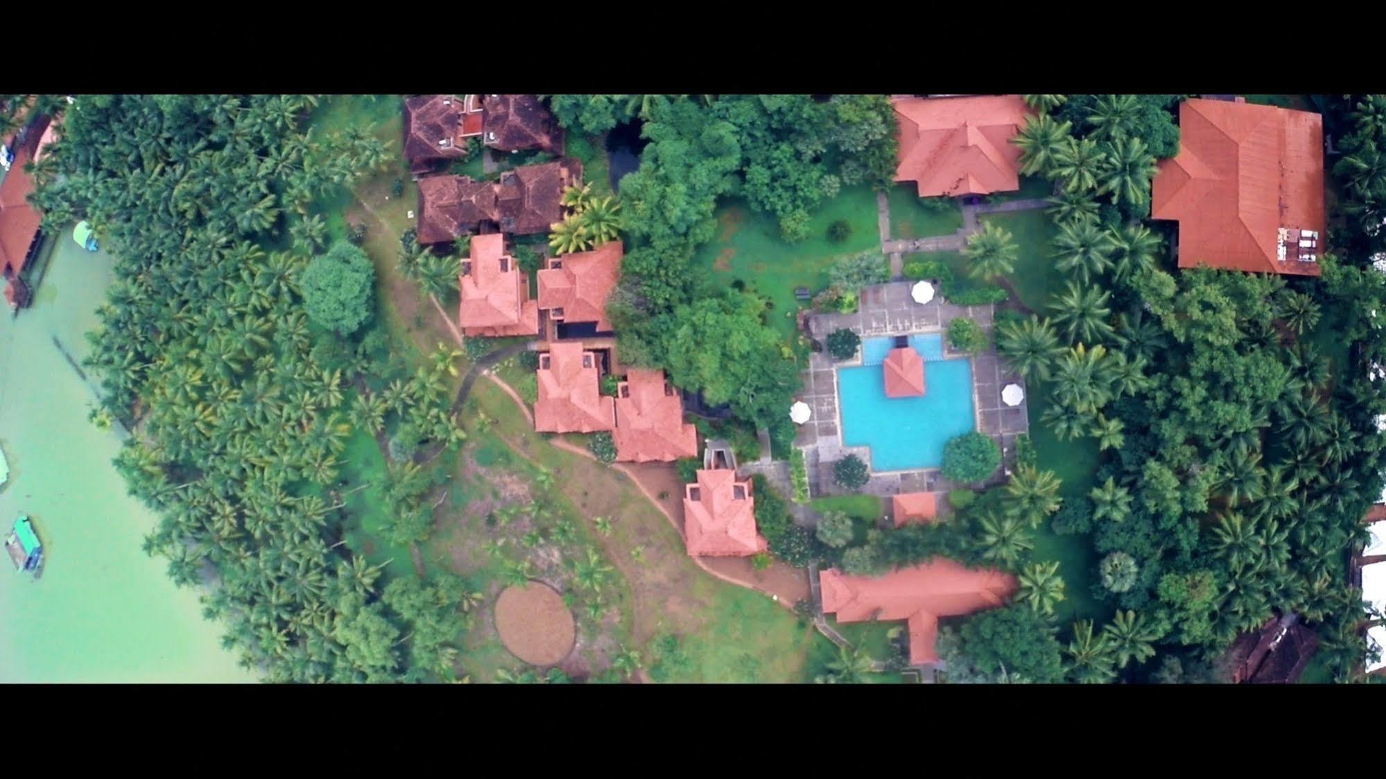 Poovar Island Resort Bagian luar foto