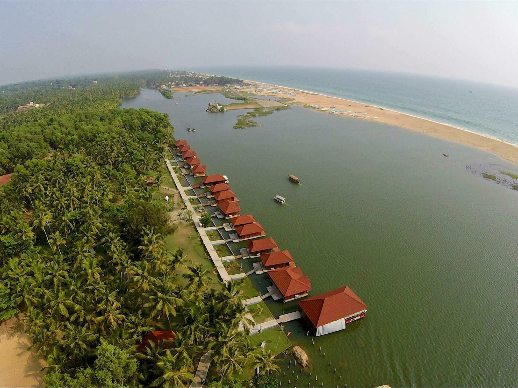 Poovar Island Resort Bagian luar foto
